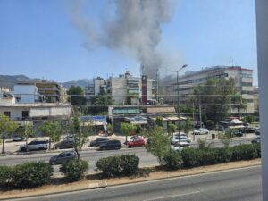 Υπό έλεγχο η φωτιά στο Metropolitan (Video)