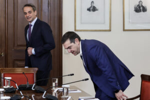 Ο Τσίπρας κάνει καλό στη ΝΔ