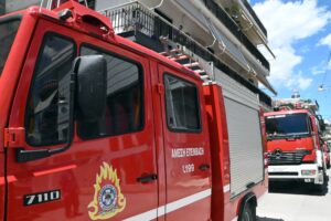 Mιχαλακοπούλου: Aποκαταστάθηκε η κυκλοφορία –  Έσβησε η πυρκαγιά σε κατάστημα