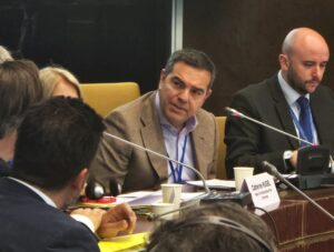 Εν αναμονή του «κόμματος Τσίπρα»: Ίδρυσέ το, το τιμημένο