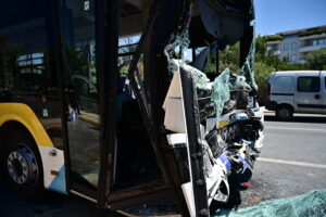 Σύγκρουση λεωφορείων: Η οδηγός βρισκόταν σε 16ωρη βάρδια, αποκαλύπτει η ΔΑΣ ΟΑΣΑ