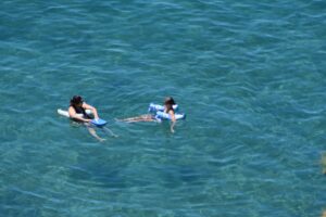 Καύσωνας: Η ΕΜΥ επικαιροποιεί το έκτακτο δελτίο &#8211; Στα ύψη και οι ελάχιστες θερμοκρασίες