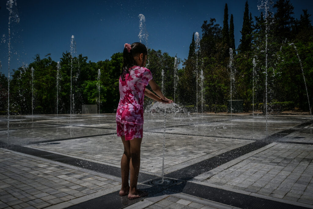 Καύσωνες: Θα έρχονται πιο συχνά και νωρίτερα – Νέο κύμα ζέστης τις επόμενες μέρες