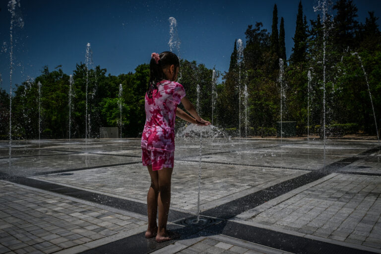 Καύσωνες: Θα έρχονται πιο συχνά και νωρίτερα – Νέο κύμα ζέστης τις επόμενες μέρες