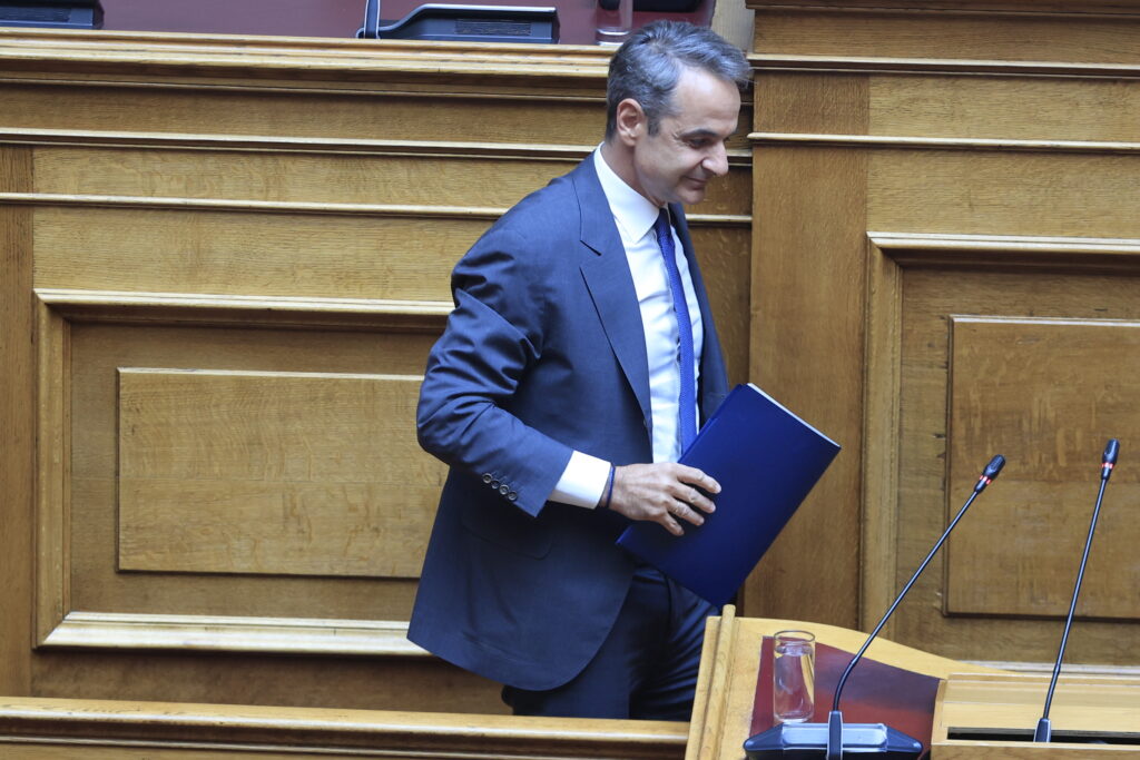 LIVE η παρέμβαση Μητσοτάκη στη Βουλή μετά το φιάσκο με Χαφτάρ