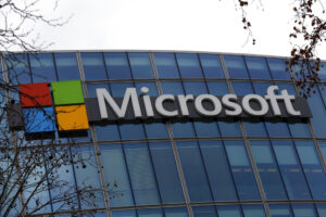 Microsoft: Δέχθηκε μαζική κυβερνοεπίθεση &#8211; Κίνδυνος για χιλιάδες servers παγκοσμίως