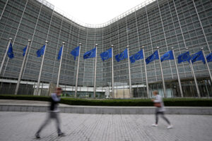 Έκθεση Κομισιόν για το Κράτος Δικαίου: Έλλειμμα Δικαιοσύνης, μεγάλη Διαφθορά και&#8230; Predator