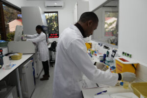 UNAIDS: Η αναστολή της αμερικανικής βοήθειας για το Aids απειλεί τις προσπάθειες 20 χρόνων