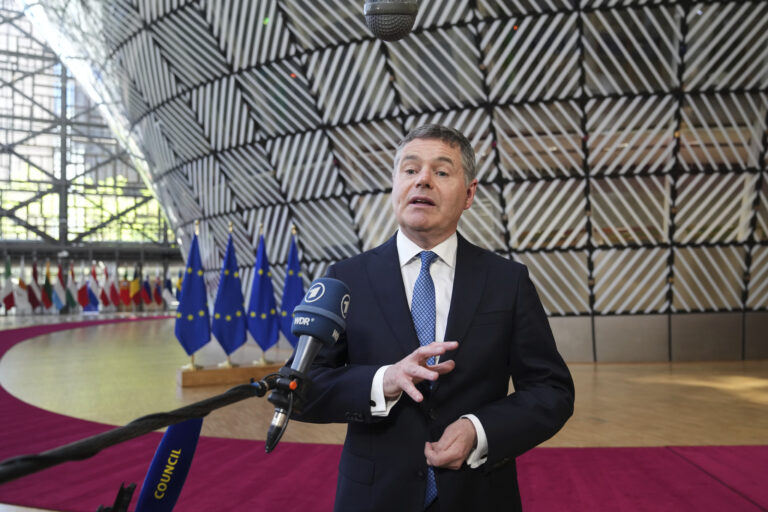 ΕΕ: Ο Πασκάλ Ντόναχιου επανεξελέγη για τρίτη θητεία πρόεδρος του Eurogroup