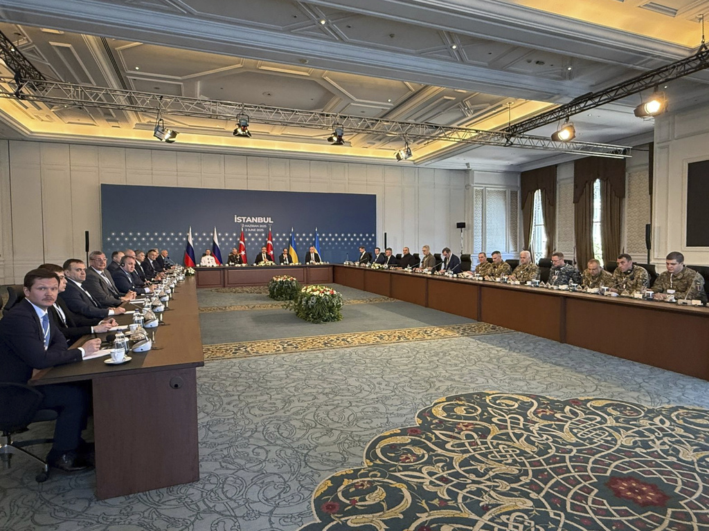 Ρωσία-Ουκρανία: Νέος γύρος συνομιλιών για εκεχειρία, την Τετάρτη στην Τουρκία