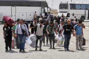 Ο ΟΗΕ ζητάει να σταματήσουν οι απελάσεις Αφγανών προσφύγων