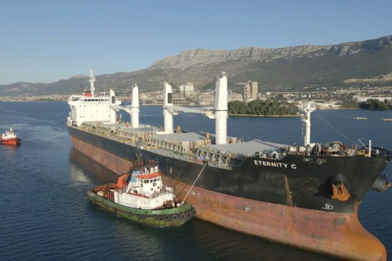 Ερυθρά Θάλασσα: Δύο νεκροί από την επίθεση σε ελληνόκτητο πλοίο