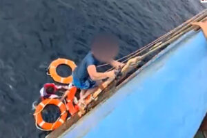 Ερυθρά θάλασσα: Σώος εντοπίστηκε ο Έλληνας ένοπλος φρουρός του «Eternity C» (Video)