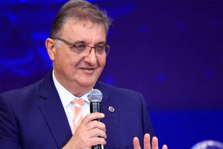 Αθανάσιος Εξαδάκτυλος: Σε δίκη για παράβαση καθήκοντος κατ’ εξακολούθηση ο πρόεδρος του ΠΙΣ