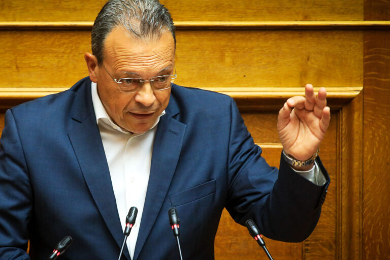 Φάμελλος: Επικίνδυνη ΙΧ εξωτερική πολιτική από τον Μητσοτάκη – Πρωτοφανές φιάσκο στη Λιβύη