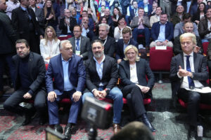 Ευρωκοινοβούλιο: Νέο κατηγορίες για οικονομικές ατασθαλίες για την ακροδεξιά και το κόμμα της Μαρίν Λεπέν