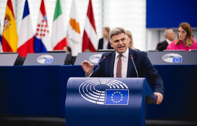 Φαραντούρης: Ζητά συντονισμό για Λιβύη σε μεταναστευτικό και θαλάσσιες ζώνες
