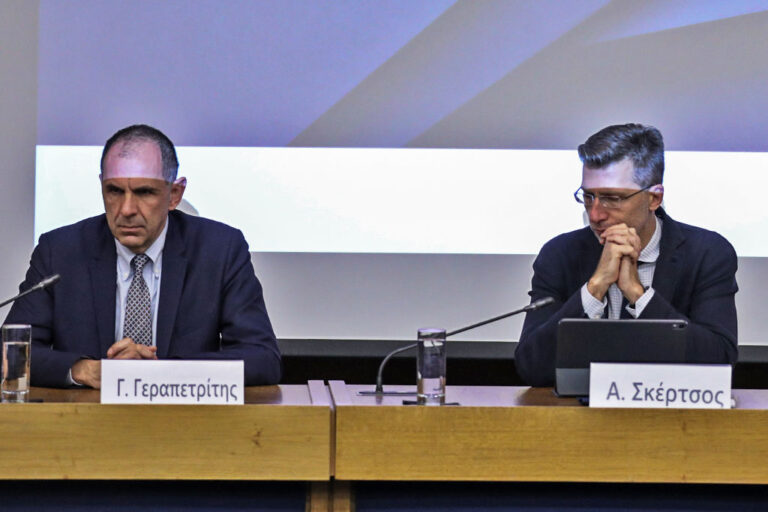 «Να μιλάς μόνο με Μαξίμου»: Οι διάλογοι διαψεύδουν το αφήγημα για άγνοια του πρωθυπουργού