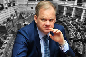 Βουλή: Ούτε υπόμνημα δεν έστειλε ο Καραμανλής στην αυλαία της Προανακριτικής