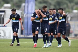 Λαμία: «Μη διερωτάστε ποιος έσπρωξε την ομάδα στη Γ&#8217; Εθνική» &#8211; Η απάντηση στους απλήρωτους ποδοσφαιριστές