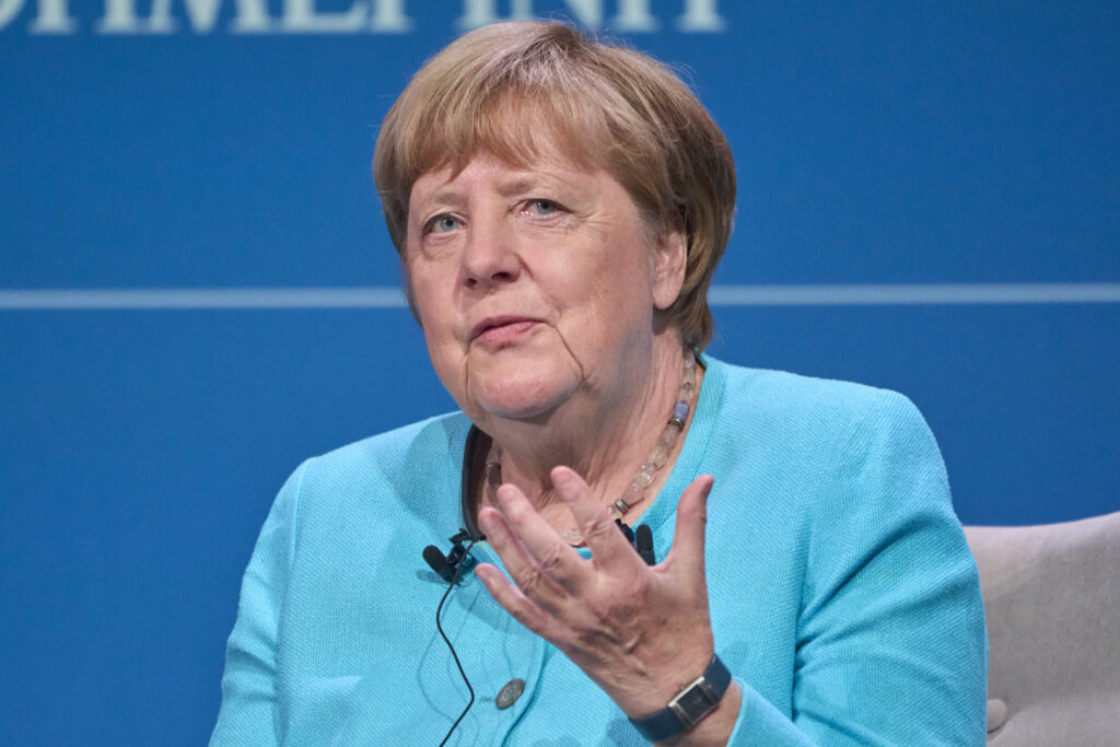 Deutsche Welle: Η Μέρκελ πίσω στον τόπο του… «εγκλήματος»