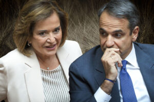 ΟΠΕΚΕΠΕ: Κυβερνητικές αντιφάσεις για την Εξεταστική Επιτροπή &#8211; Τι έλεγαν Μητσοτάκης και Μπακογιάννη