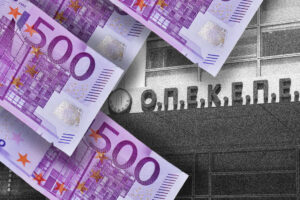 Δεσμίδες με «500ευρα» πέταξαν έξω από τα γραφεία του ΟΠΕΚΕΠΕ