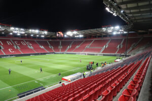 Super League: Ολυμπιακός, ΠΑΟΚ, ΟΦΗ ξεκινούν κεκλεισμένων των θυρών