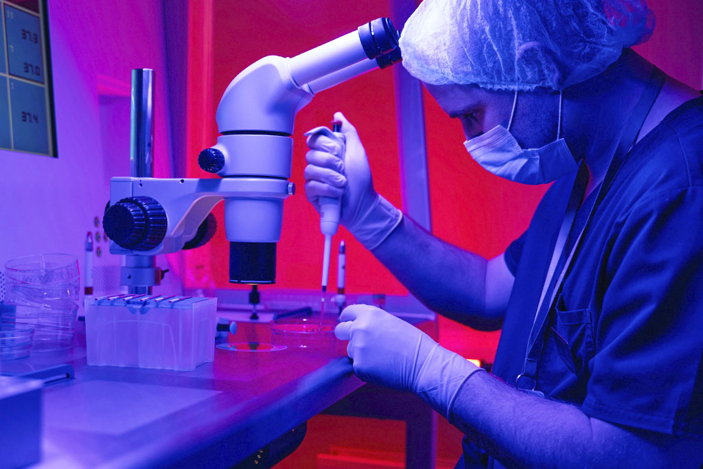 Μωρά με DNA 3 ανθρώπων γεννιούνται χωρίς κληρονομικές ασθένειες