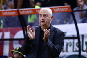 Ο Ντράγκαν Σάκοτα κορυφαίος προπονητής για τη σεζόν 2024-2025